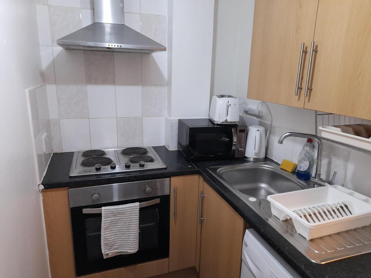 Two Bedroom Manchester Ancoats Apartment With Private Entrance — Photos 1
